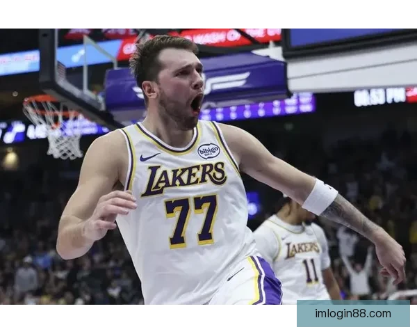 东契奇爆砍43分创纪录詹姆斯准三双湖人力克步行者西卡被驱逐引争议